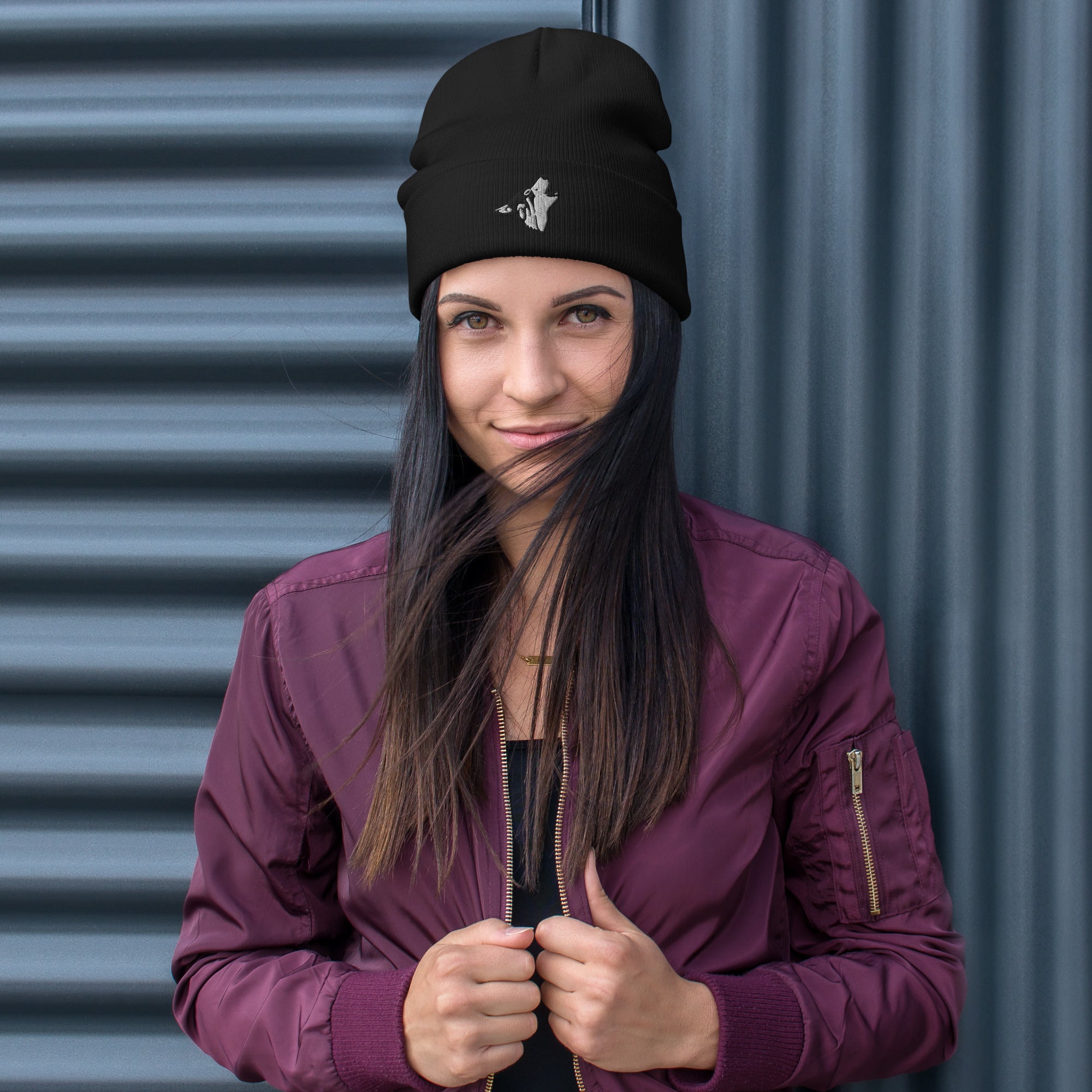Embroidered Beanie 'WillowWulf'